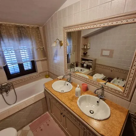 Casavelia Apartment