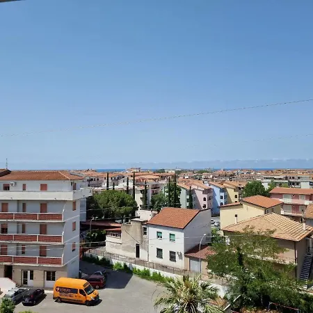 Casavelia Apartment